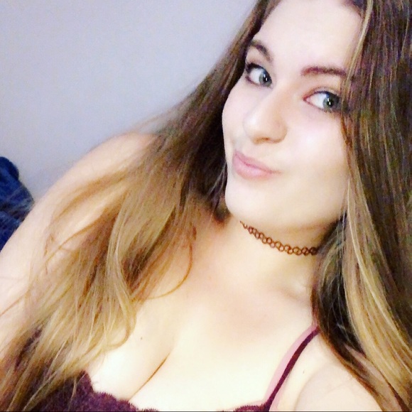 Meet your Posher, Melissa - Picture 6 of 8